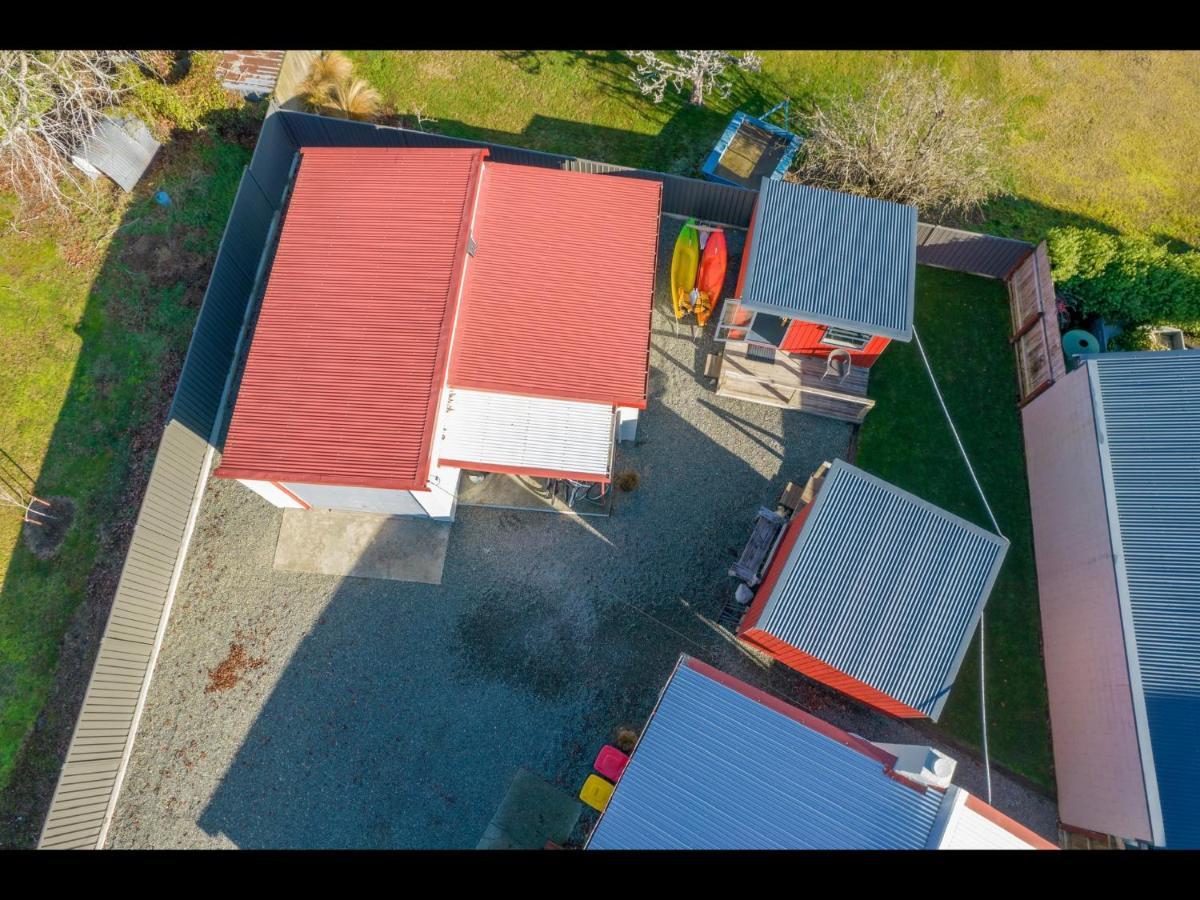 Te Anau Holiday Home - Free Wifi - Free Bikes & Kayaks - Short Walk To Lake & Town - Top Views Экстерьер фото